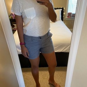 Khakis by GAP- The 4" Short